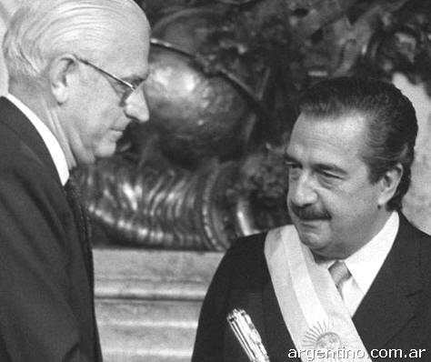 778762-reynaldo-benito-bignone-expresidente-argentino-20130529011007699