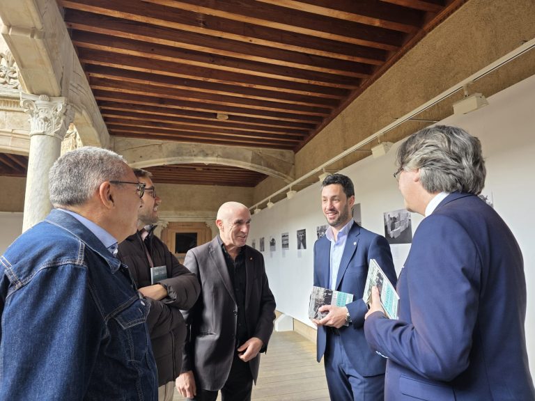 Llega a Salamanca la exposición tras los pasos del Holocausto